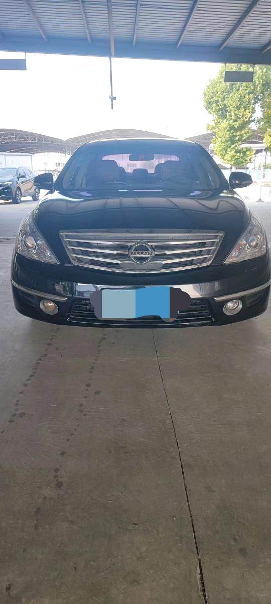 保定11年日产天籁1