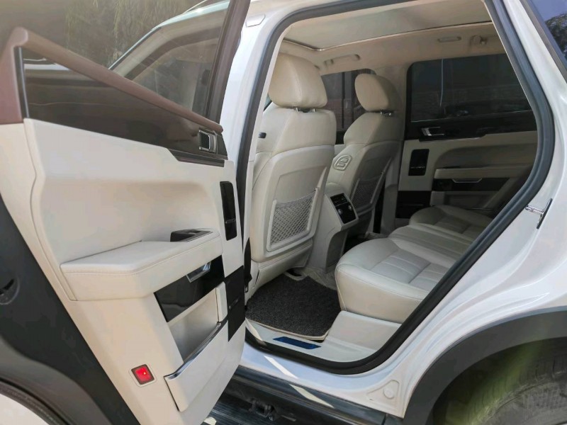 保定18年众泰T7008