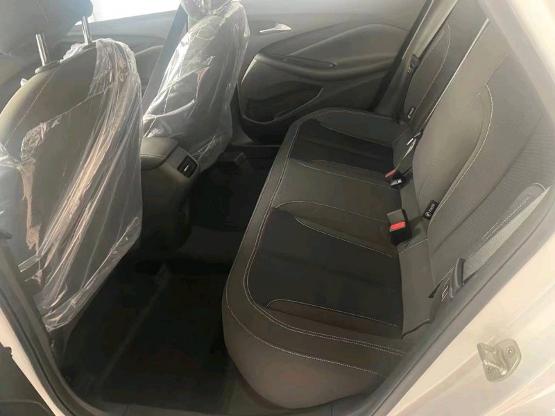 邢台23年别克威朗9