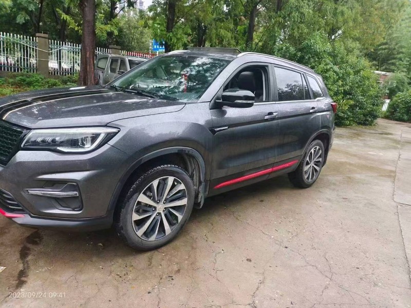 宜昌21年長安汽車CS752
