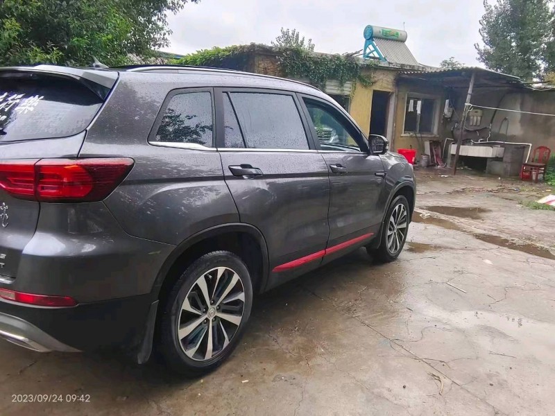 宜昌21年長安汽車CS753