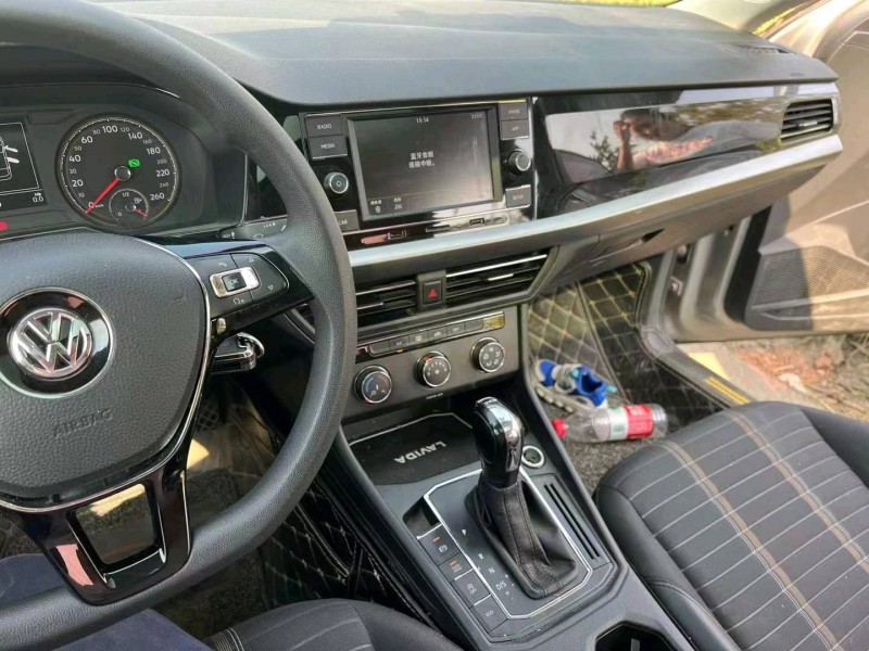 邯郸18年大众朗逸6