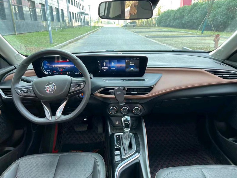 盐城22年别克威朗6