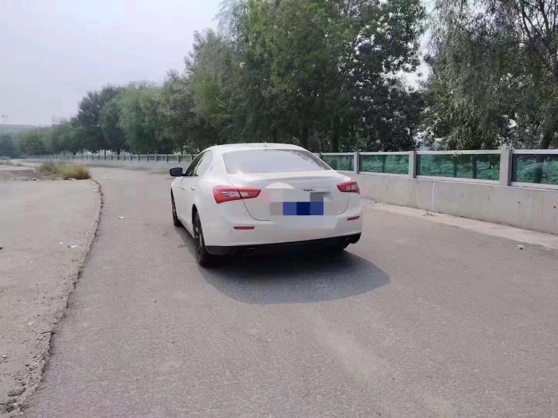 淄博15年玛莎拉蒂Ghibli7