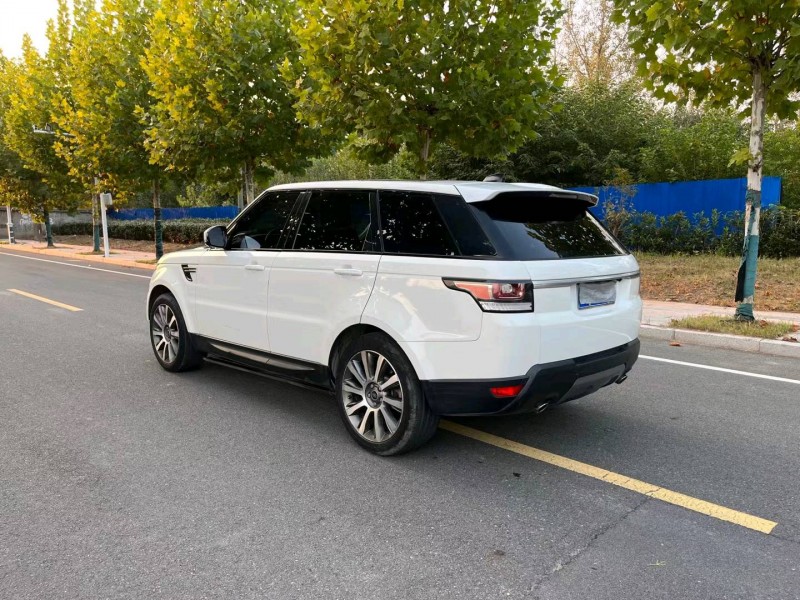 徐州18年路虎揽胜运动7