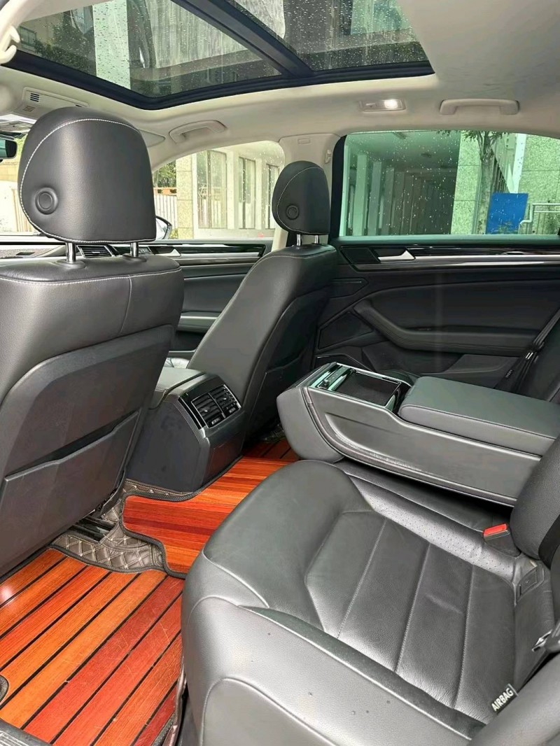 廊坊18年大众辉昂6