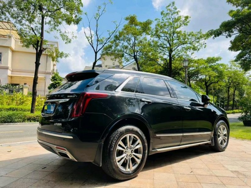 东莞20年凯迪拉克XT54