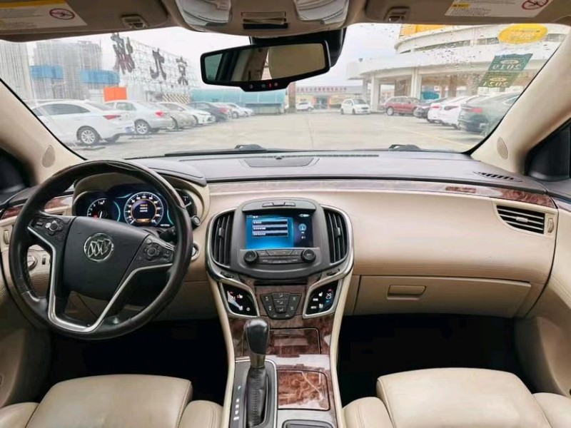 东莞15年别克君越5