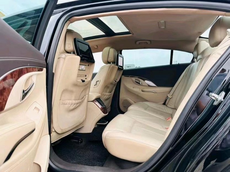 东莞15年别克君越6