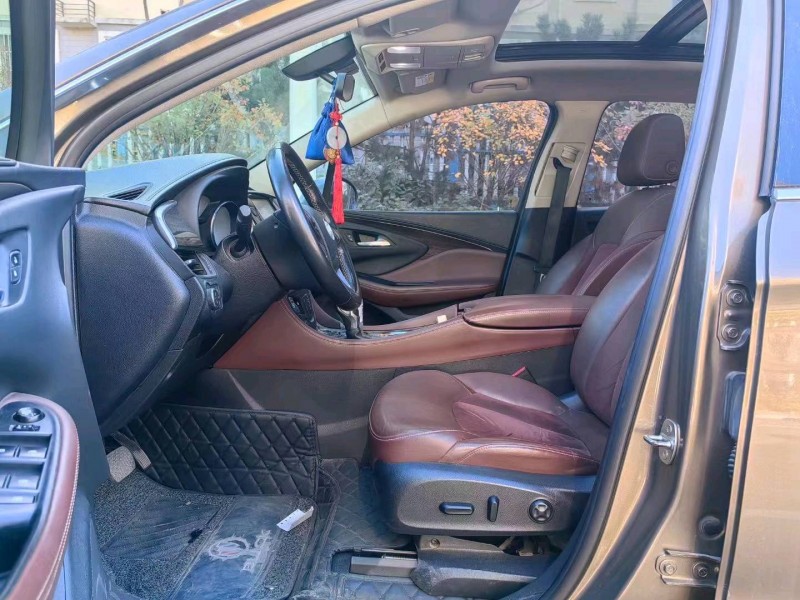 青岛17年别克昂科威4