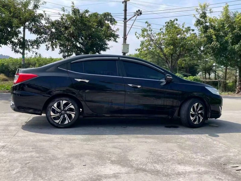 珠海18年本田凌派5