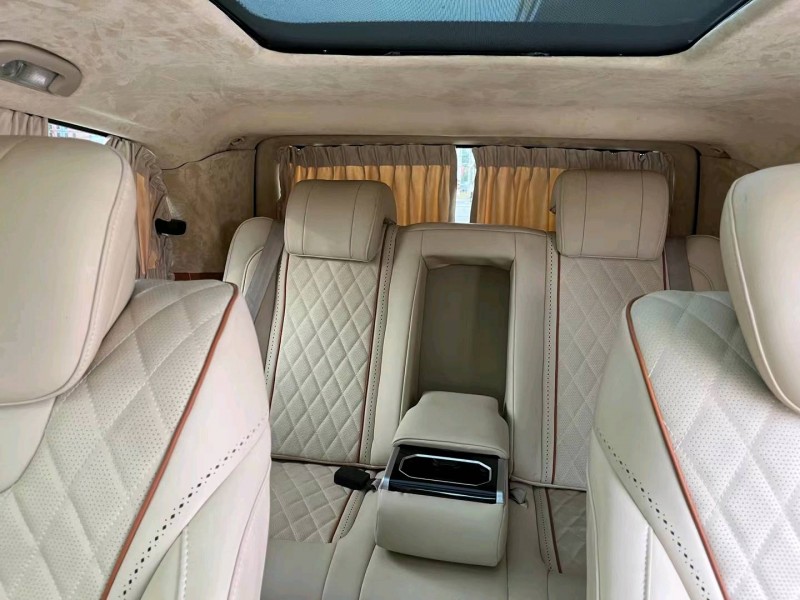 保定16年奔驰唯雅诺5