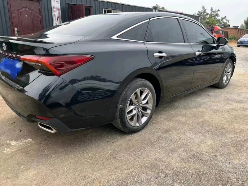 保定21年丰田亚洲龙7