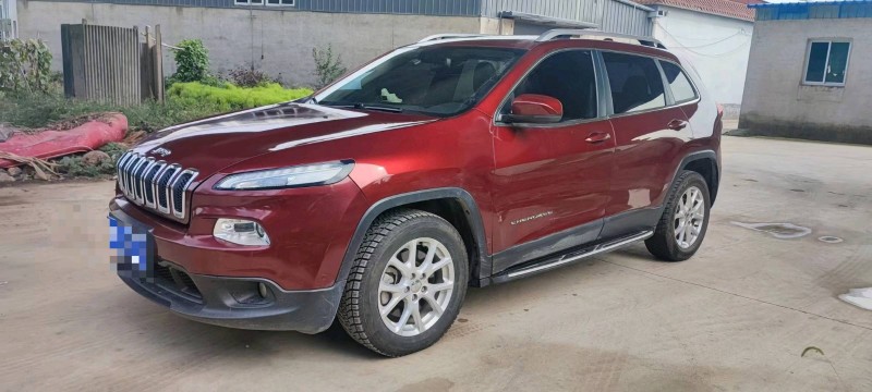 保定18年Jeep自由光2