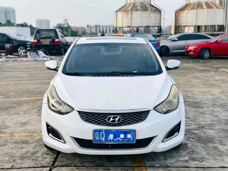 东莞16年现代朗动1