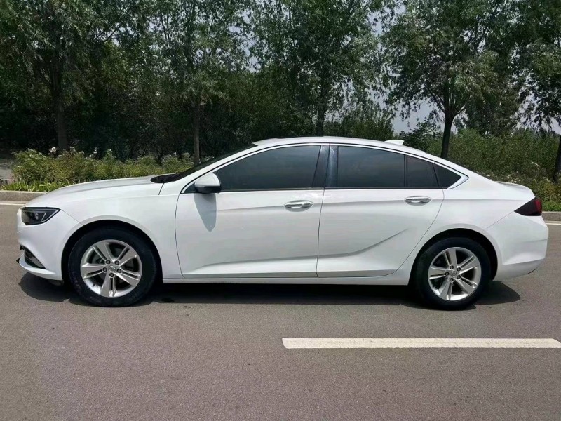 枣庄18年别克君威7