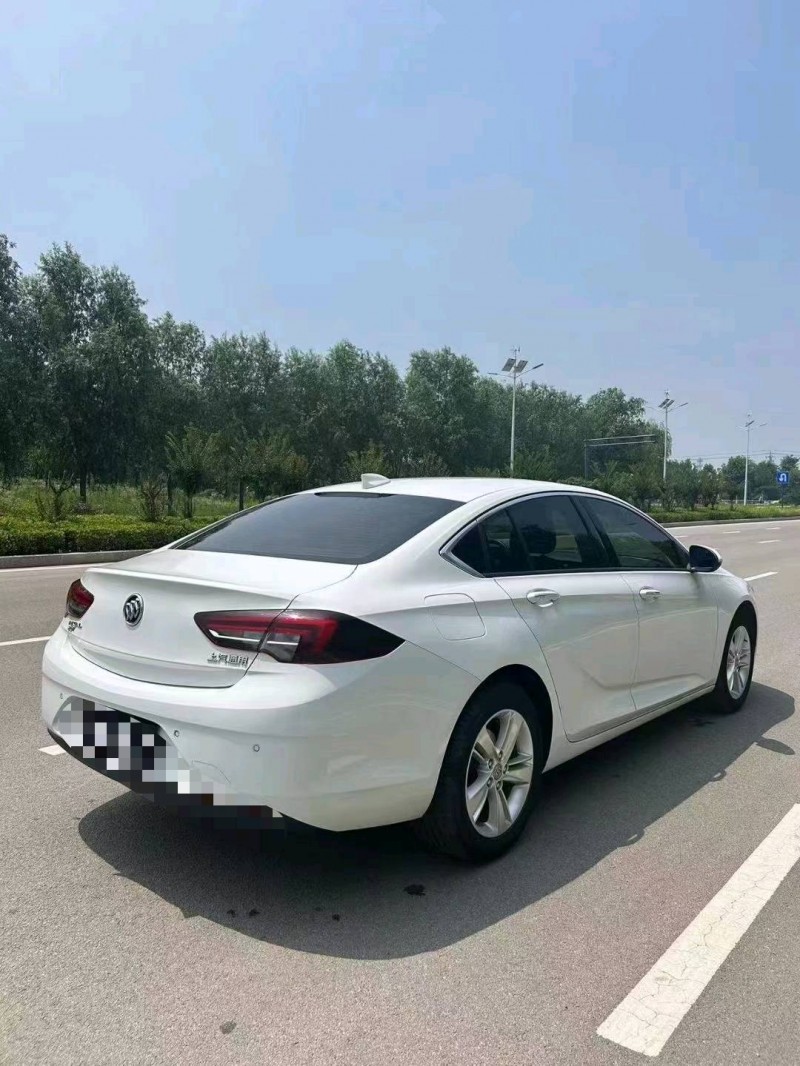 枣庄18年别克君威9