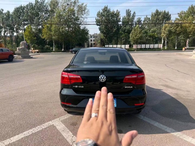 济南14年大众宝来9