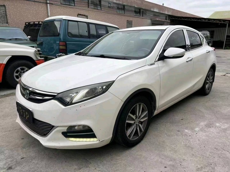 珠海17年长安汽车逸动3