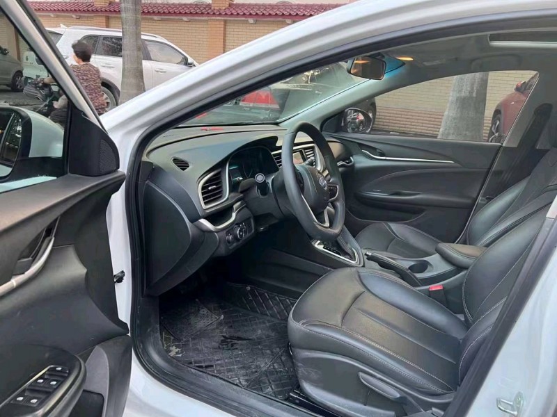 衡阳21年别克英朗GT7