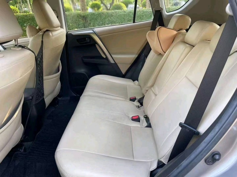 汕头14年丰田RAV45