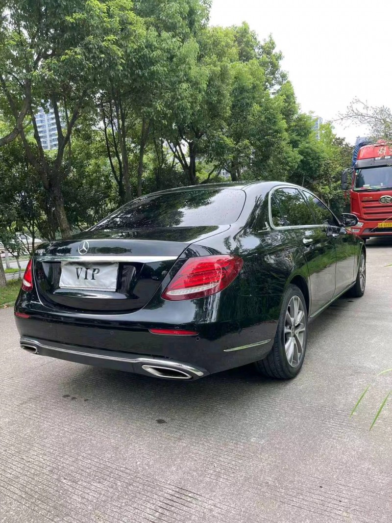嘉兴18年奔驰E4