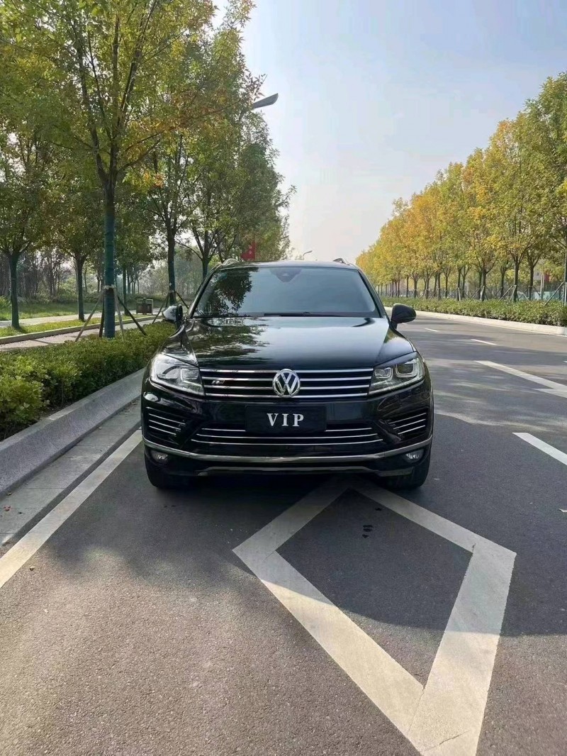 嘉兴17年大众途锐1