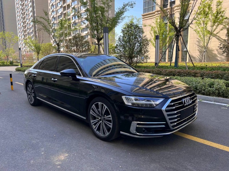 枣庄19年奥迪A8L8