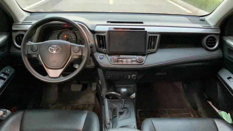 枣庄17年丰田RAV4荣放5
