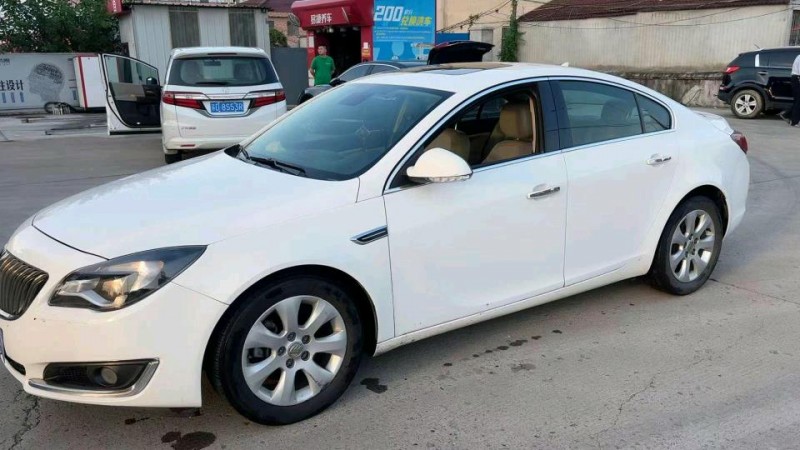 常州14年别克君威5