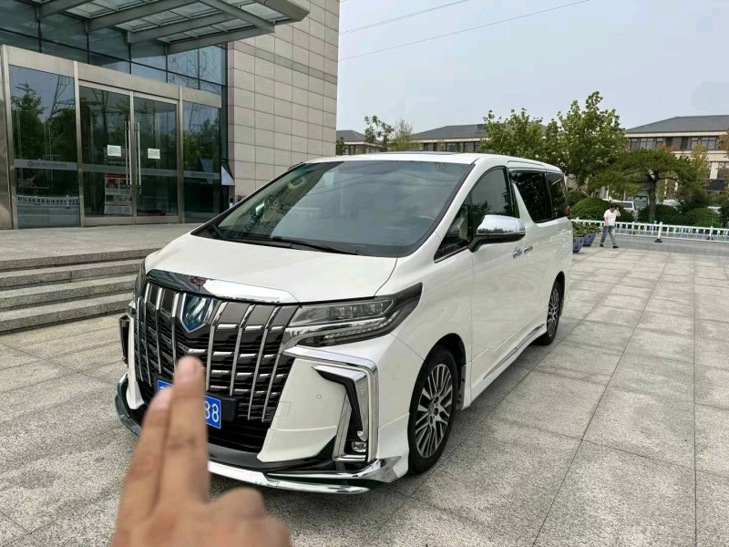 潍坊19年丰田埃尔法2