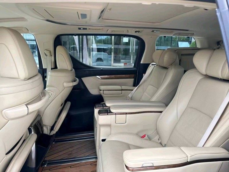 潍坊19年丰田埃尔法8