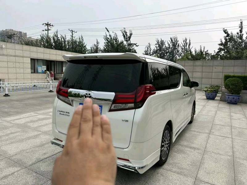 潍坊19年丰田埃尔法9