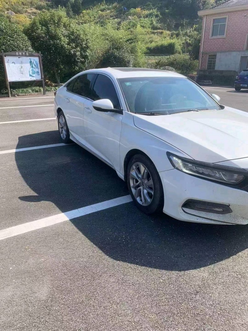 嘉兴19年本田雅阁6