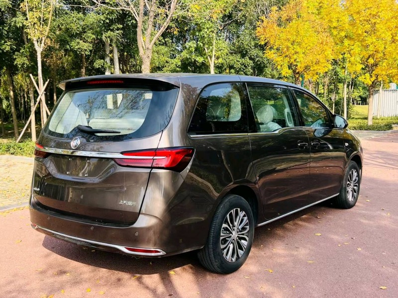 聊城23年别克GL88