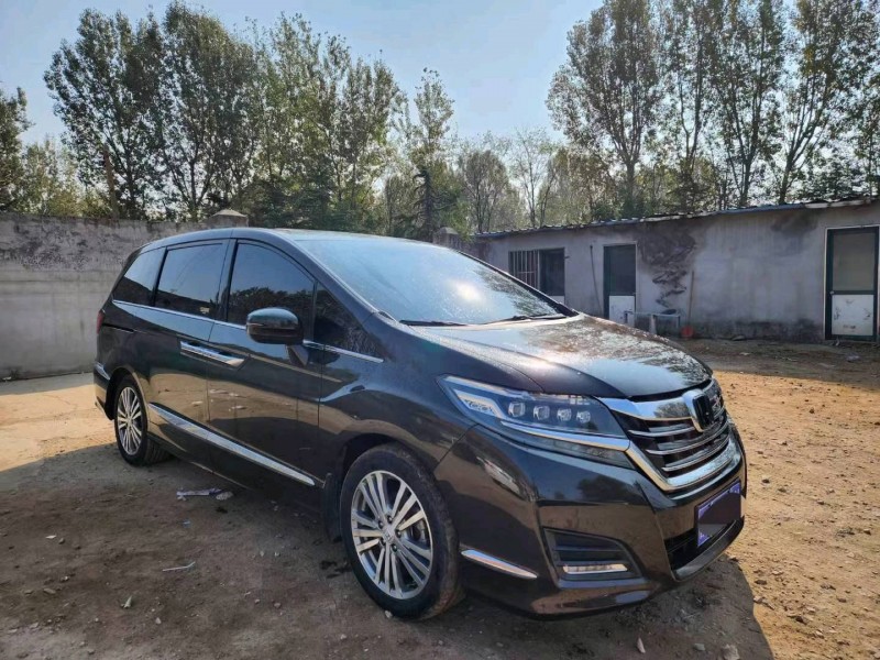 枣庄17年本田艾力绅2