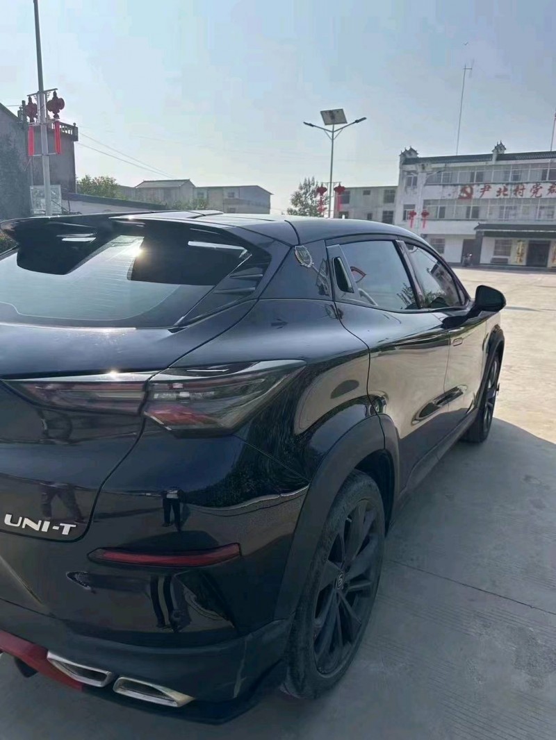 常州21年长安汽车UNI-T4