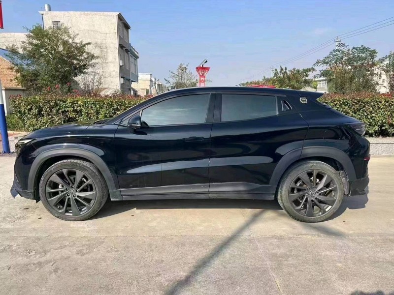 常州21年长安汽车UNI-T7