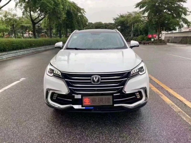 深圳19年长安汽车CS851