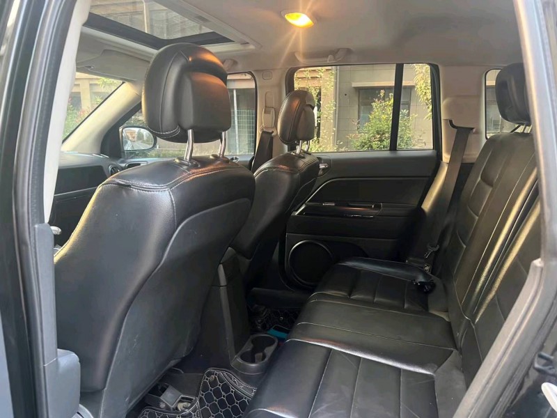 徐州12年Jeep指南者5