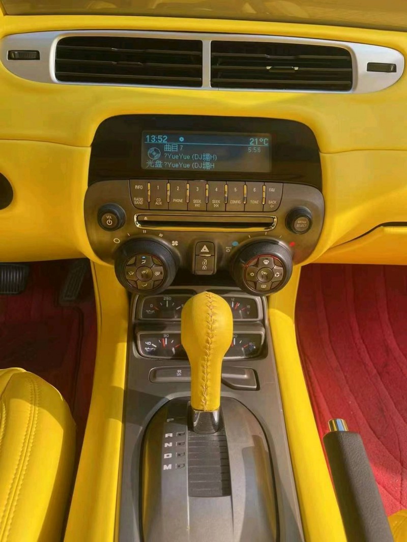 邯郸13年雪佛兰科迈罗3