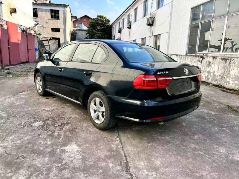 嘉兴16年大众朗逸4