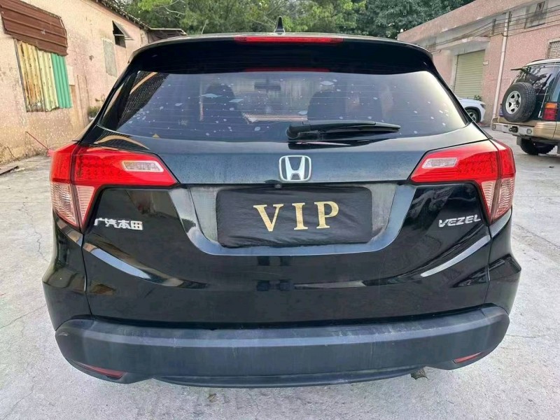 珠海17年本田缤智2