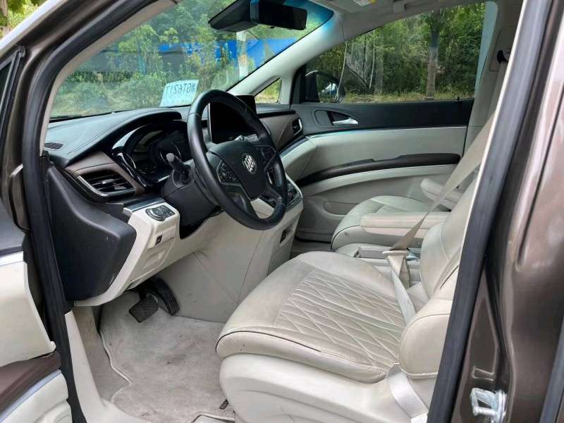 徐州22年别克GL86