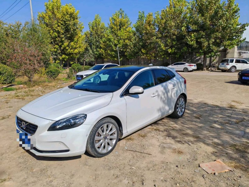 保定14年沃尔沃V402