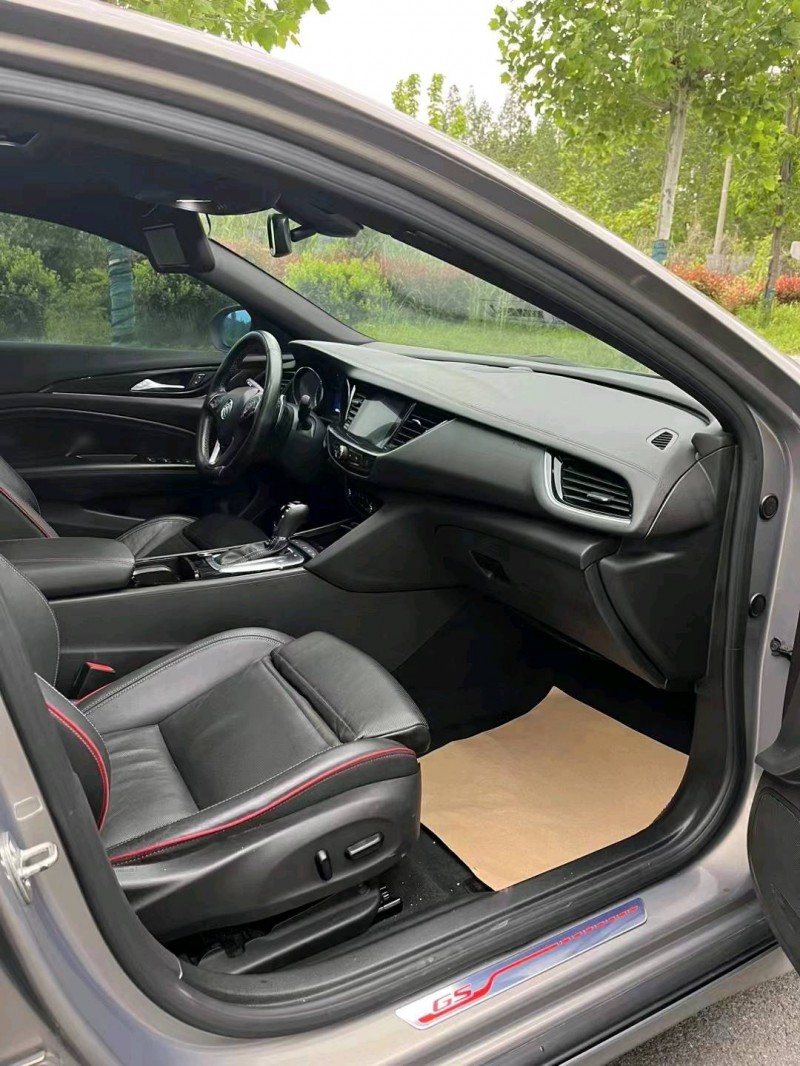 徐州18年别克君威5