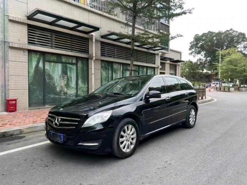 中山11年奔驰R3