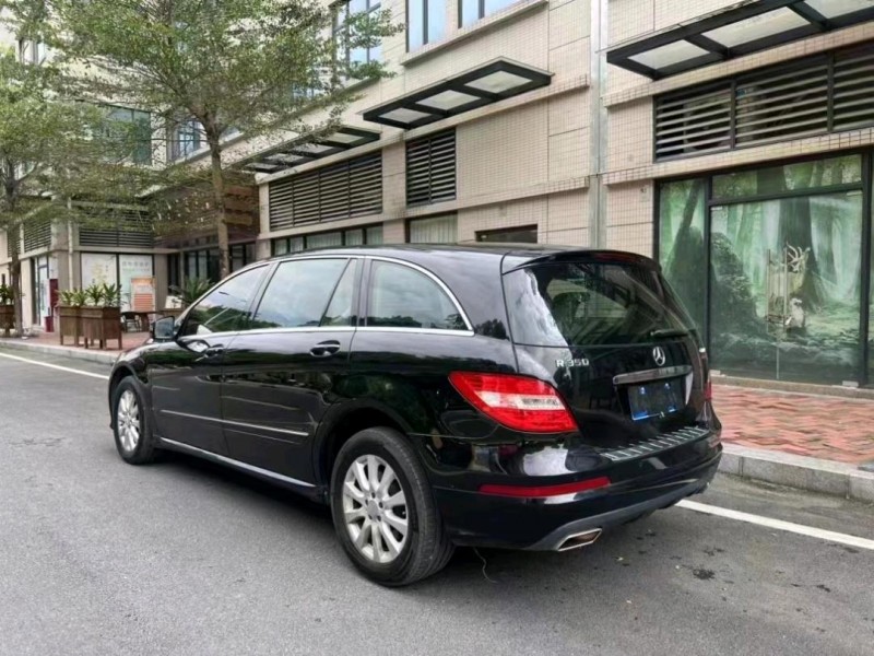 中山11年奔驰R4