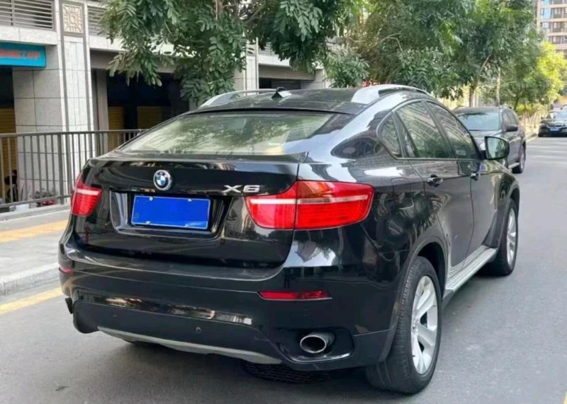 珠海10年宝马X64
