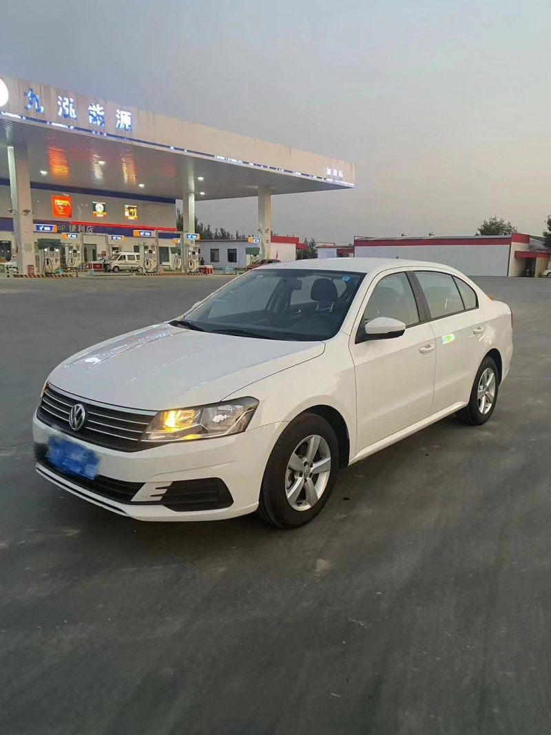 济宁23年大众朗逸3